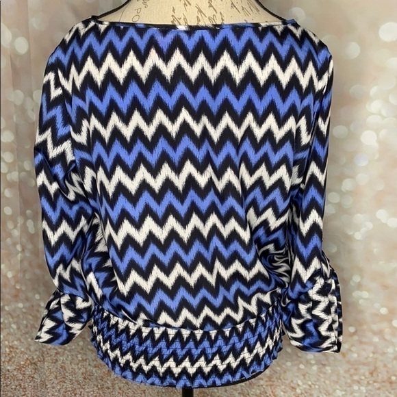MICHAEL MICHAEL KORS - Chevron-Print Pullover Top - Picture 8 of 8